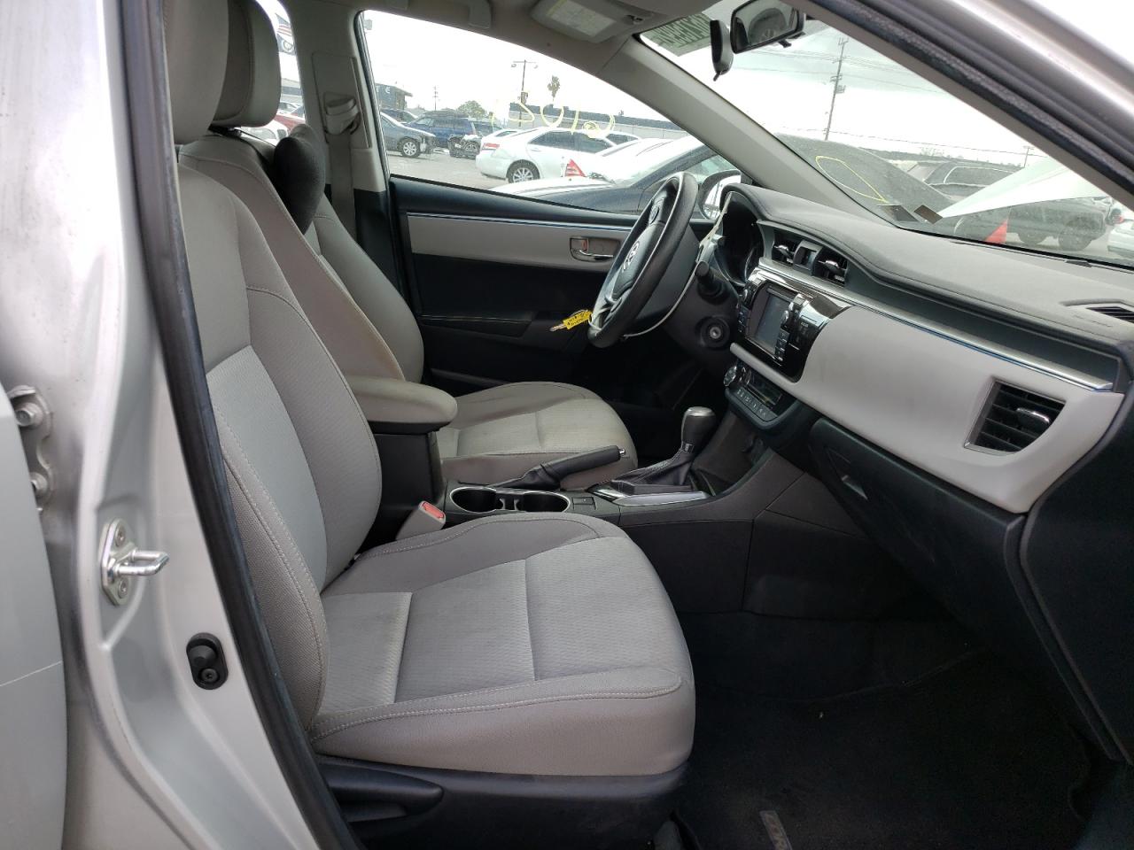 Photo 5 from auction – 2016 TOYOTA COROLLA L with VIN 5YFBURHE7GP439732