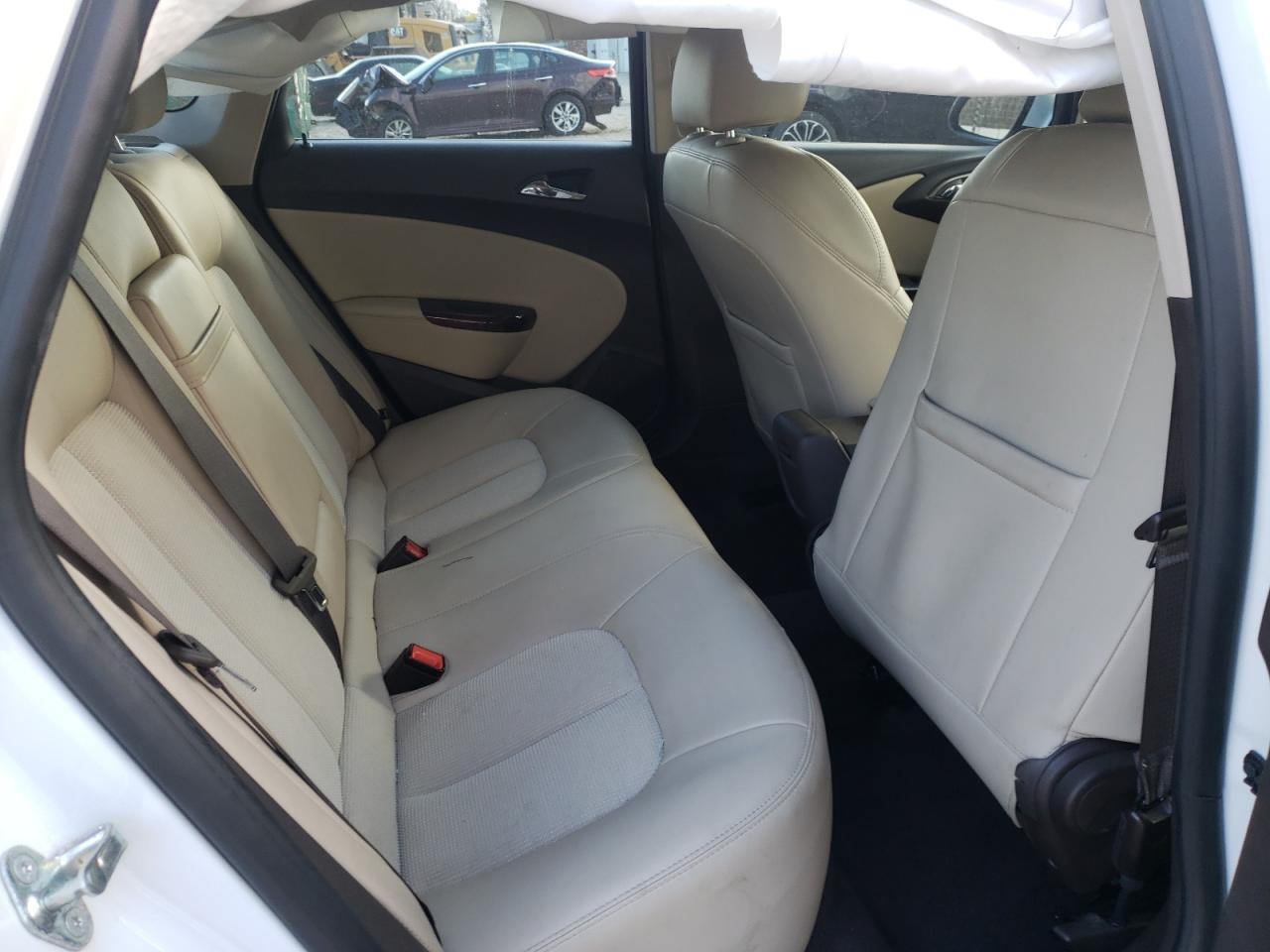 Photo 6 from auction – 2016 BUICK VERANO with VIN 1G4PP5SK7G4114016