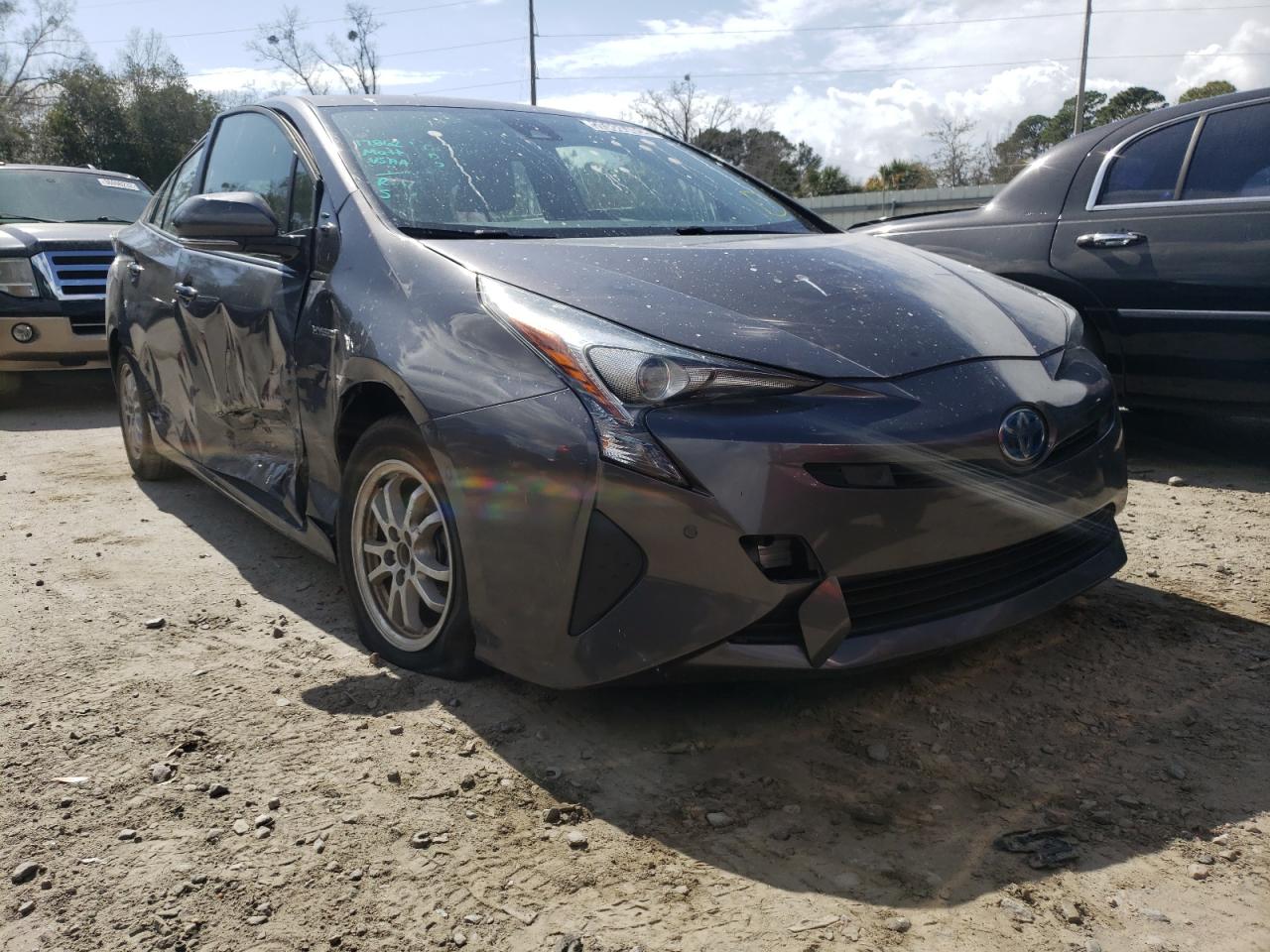 Photo 1 from auction – 2018 TOYOTA PRIUS with VIN JTDKBRFU7J3600998