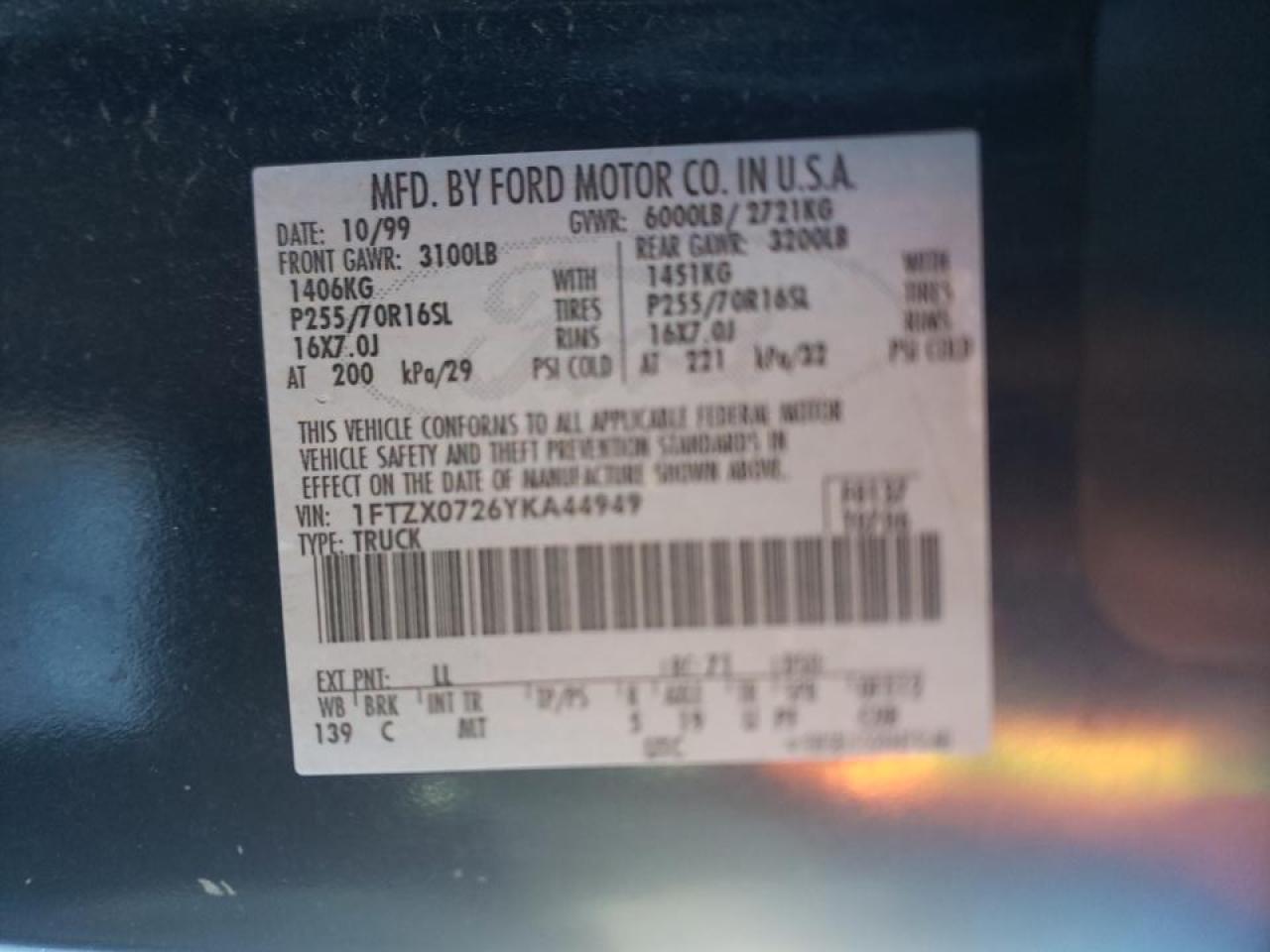 Photo 10 from auction – 2000 FORD F150 with VIN 1FTZX0726YKA44949