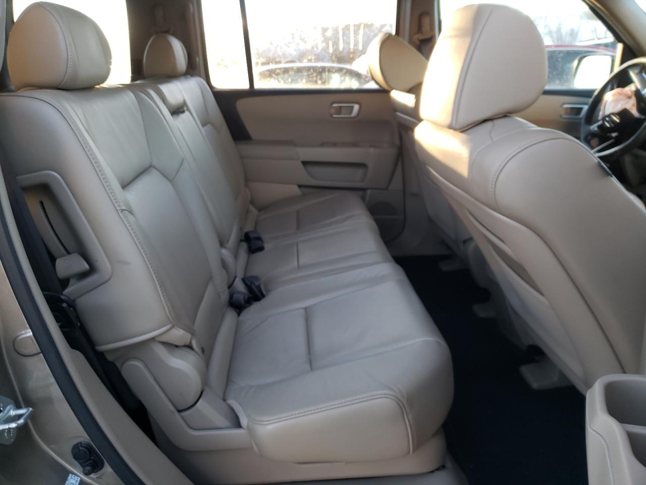 Photo 6 from auction – 2009 HONDA PILOT EXL with VIN 5FNYF48529B008043