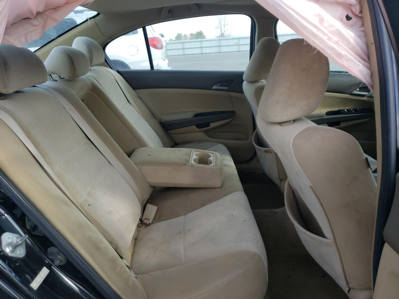 Photo 6 from auction – 2010 HONDA ACCORD LX with VIN 1HGCP2F32AA082168