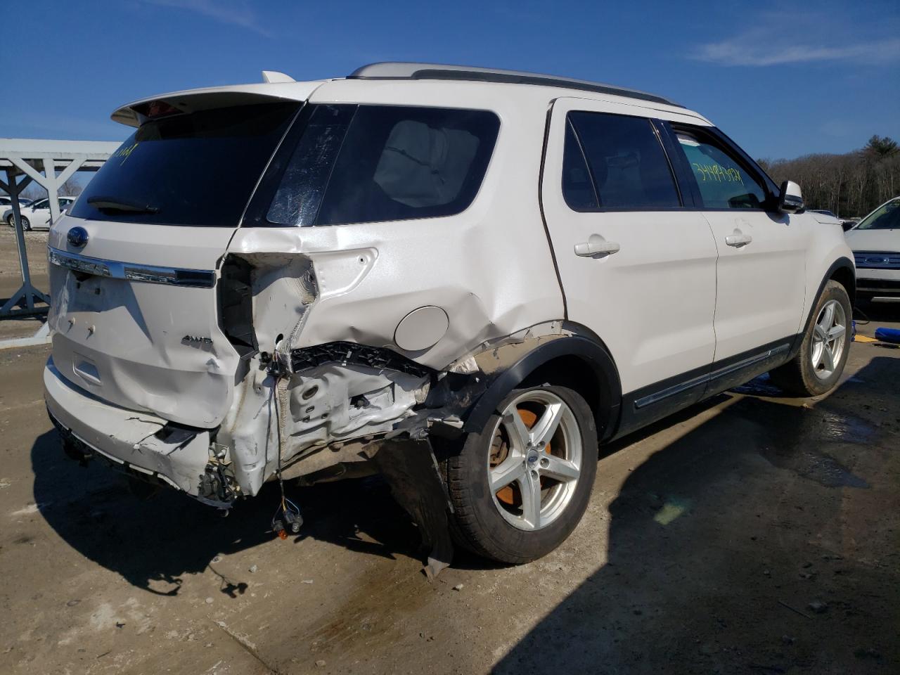 Photo 4 from auction – 2017 FORD EXPLORER X with VIN 1FM5K8D8XHGB69164
