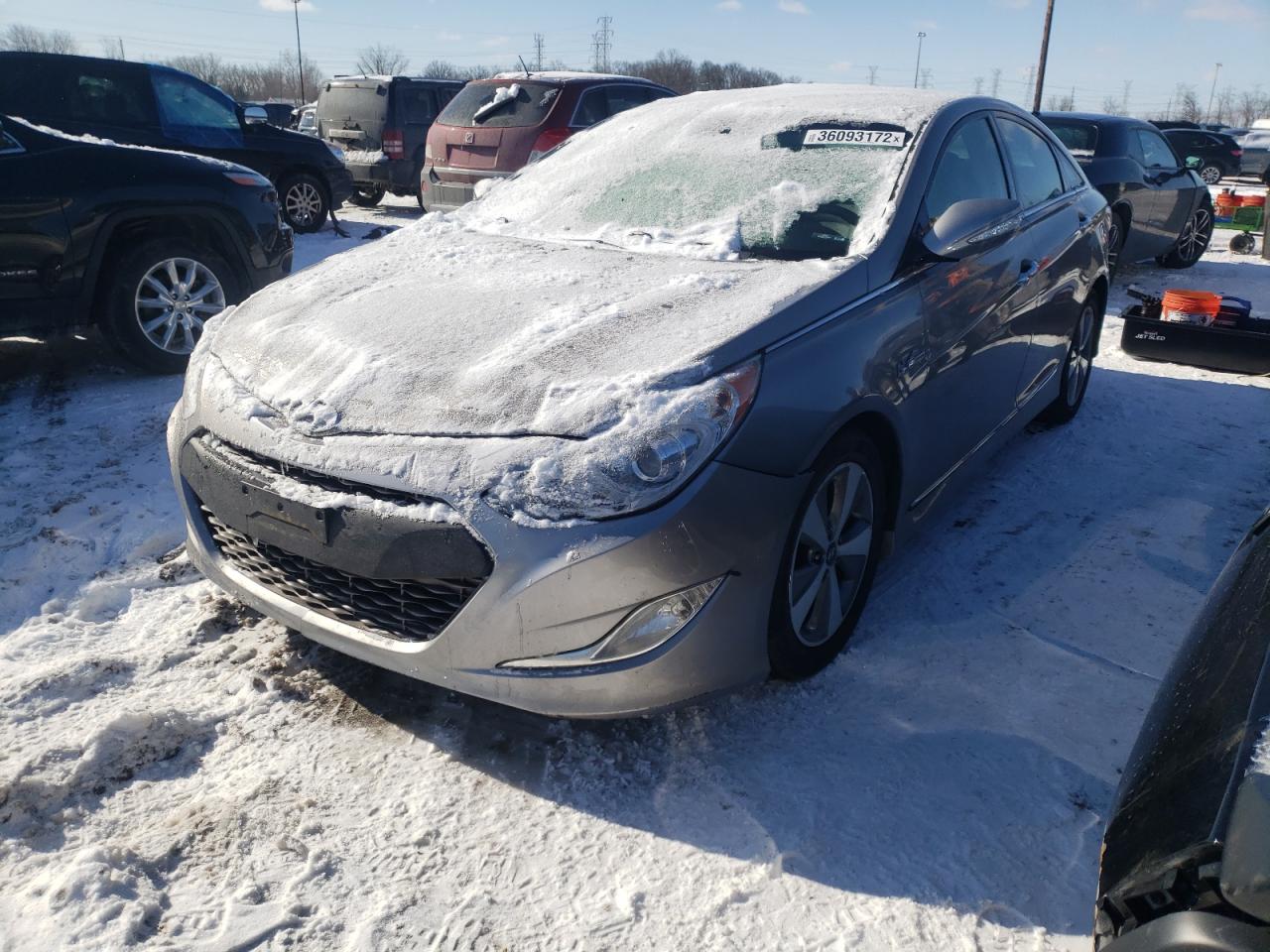 Photo 2 from auction – 2012 HYUNDAI SONATA HYB with VIN KMHEC4A45CA027520