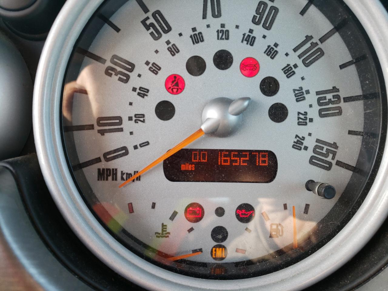 Photo 8 from auction – 2002 MINI COOPER S with VIN WMWRE33432TD53780