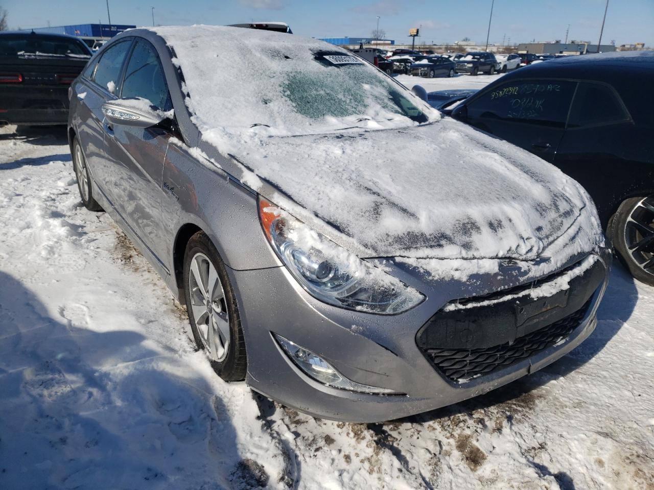 HYUNDAI SONATA HYB 2012 with VIN KMHEC4A45CA027520 - Photo from auction