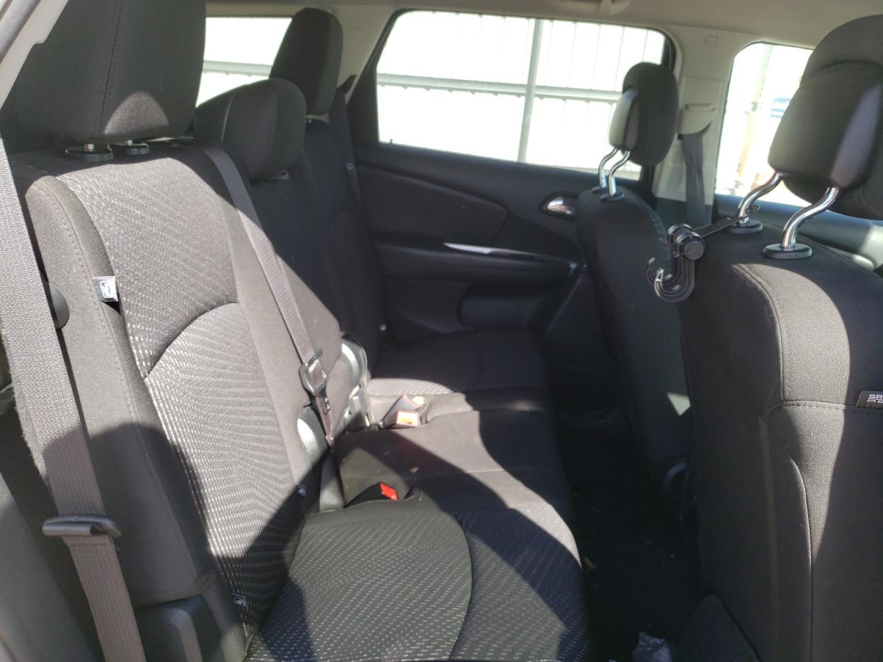 Photo 6 from auction – 2019 DODGE JOURNEY SE with VIN 3C4PDCBB8KT778765
