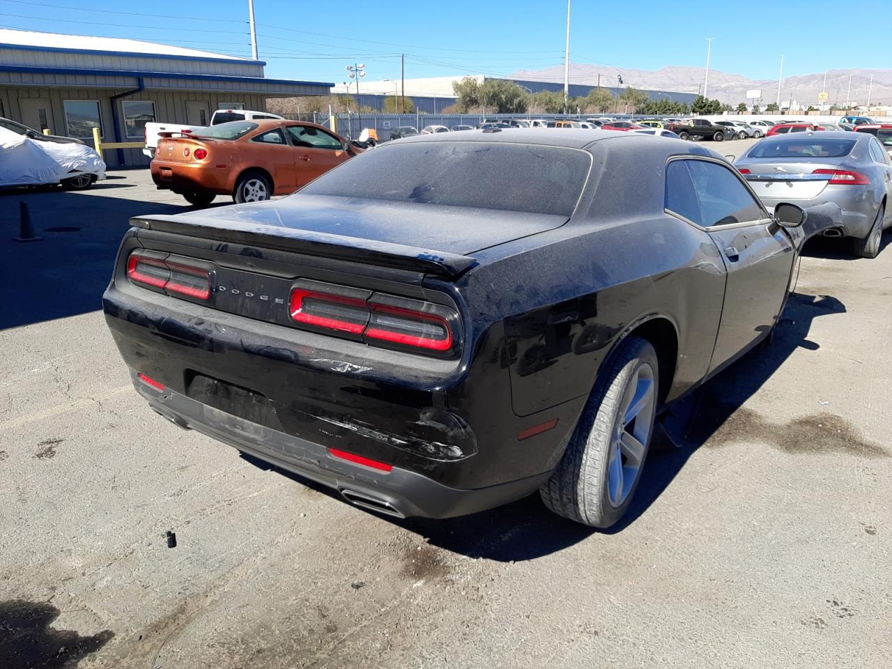 Photo 4 from auction – 2016 DODGE CHALLENGER with VIN 2C3CDZAG4GH166338
