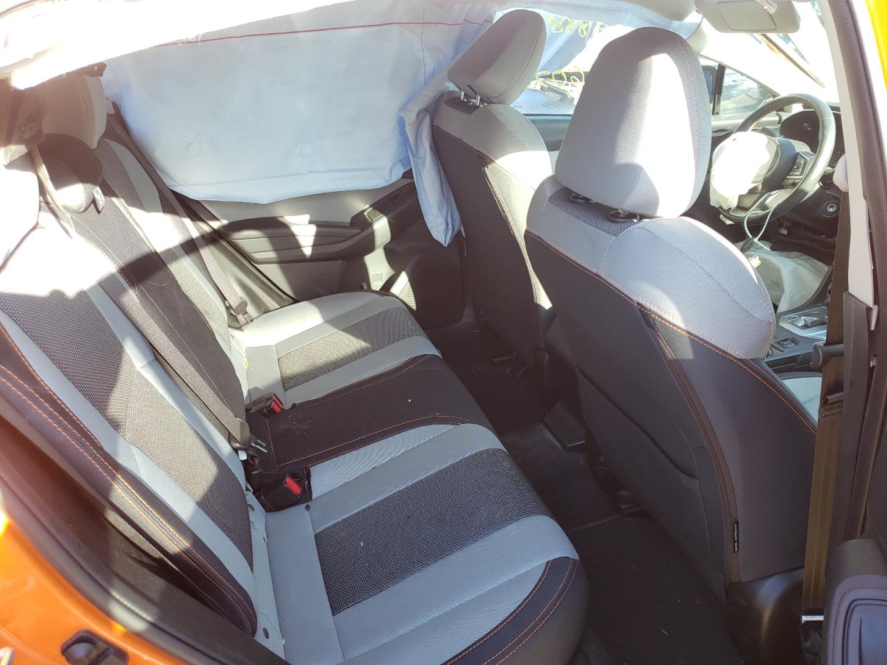 Photo 6 from auction – 2020 SUBARU CROSSTREK with VIN JF2GTAPC7LH214373