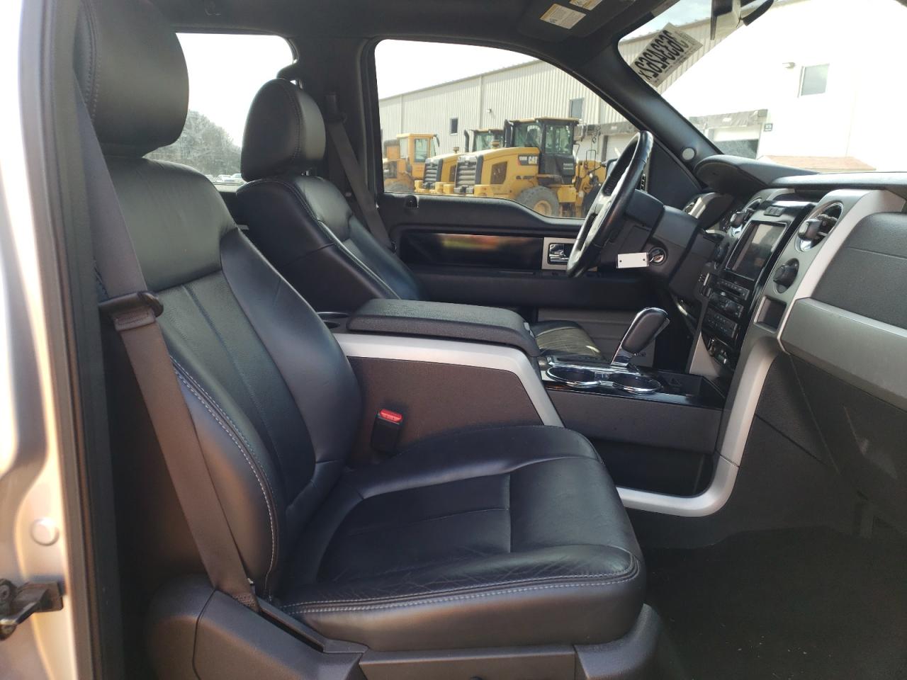 Photo 5 from auction – 2011 FORD F150 SUPER with VIN 1FTFW1ET1BFB08919