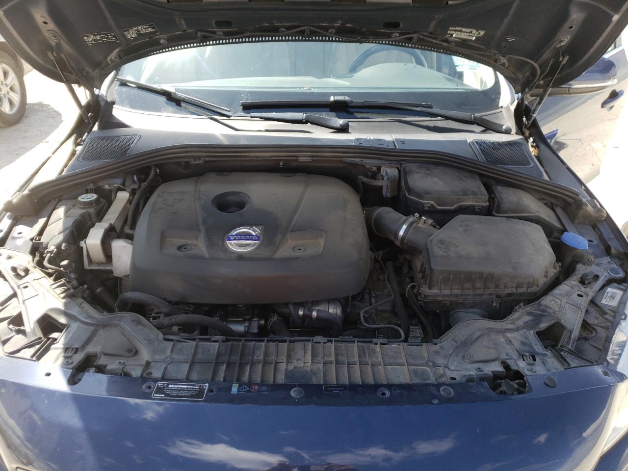 Photo 7 from auction – 2015 VOLVO S60 PREMIE with VIN YV140MFK8F1334114