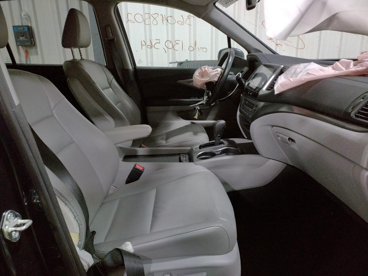Photo 5 from auction – 2016 HONDA PILOT EXL with VIN 5FNYF6H58GB075061
