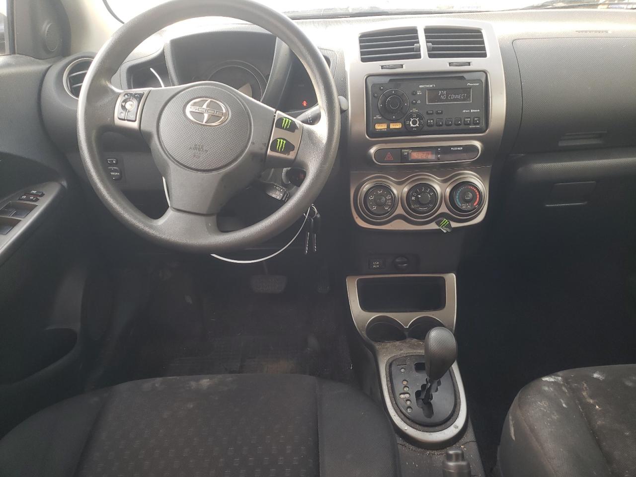 Photo 9 from auction – 2013 TOYOTA SCION XD with VIN JTKKUPB46D1033471