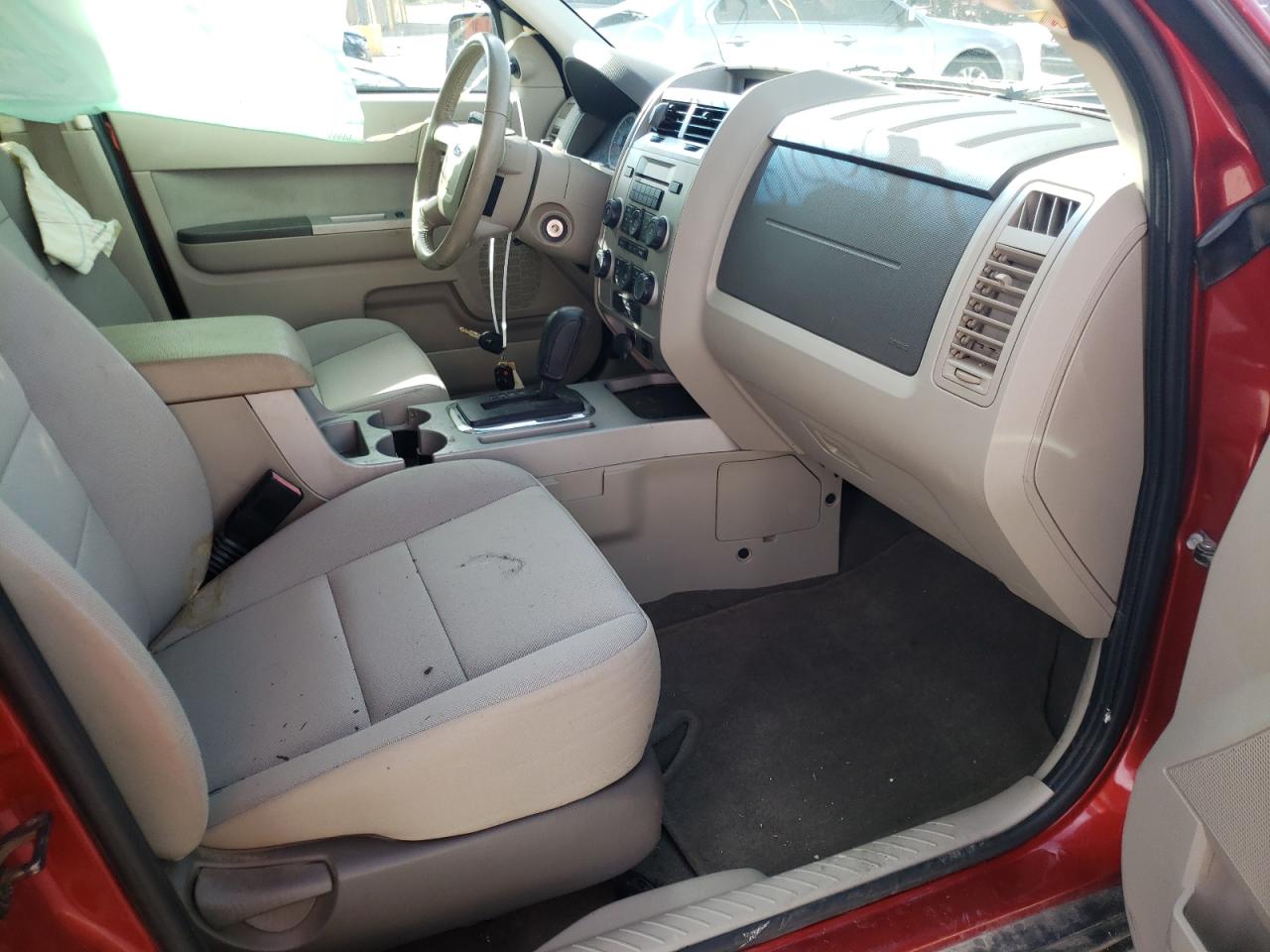Photo 5 from auction – 2012 FORD ESCAPE XLT with VIN 1FMCU9DG4CKA35450