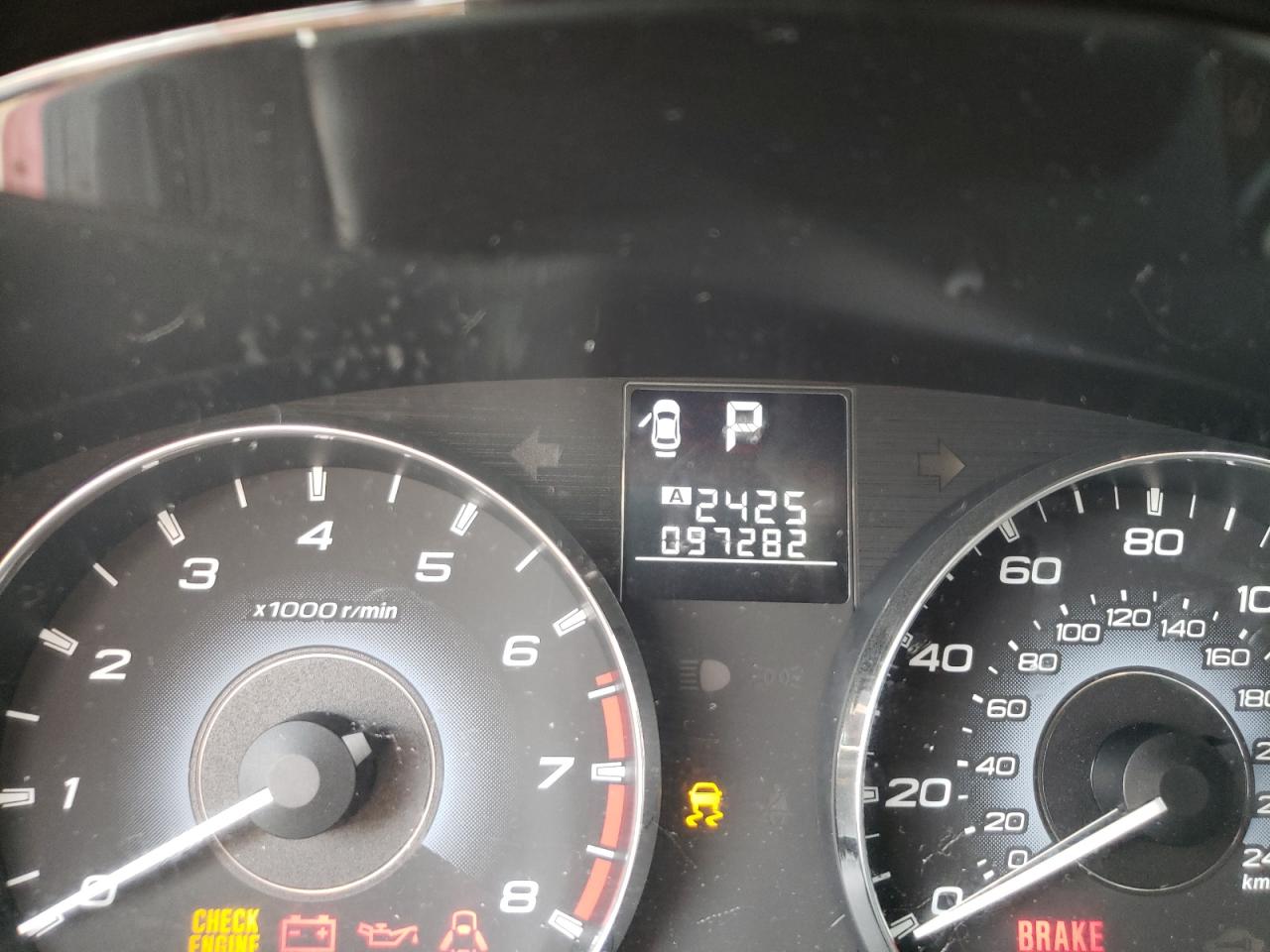 Photo 8 from auction – 2010 SUBARU LEGACY 2.5 with VIN 4S3BMCC61A3239667