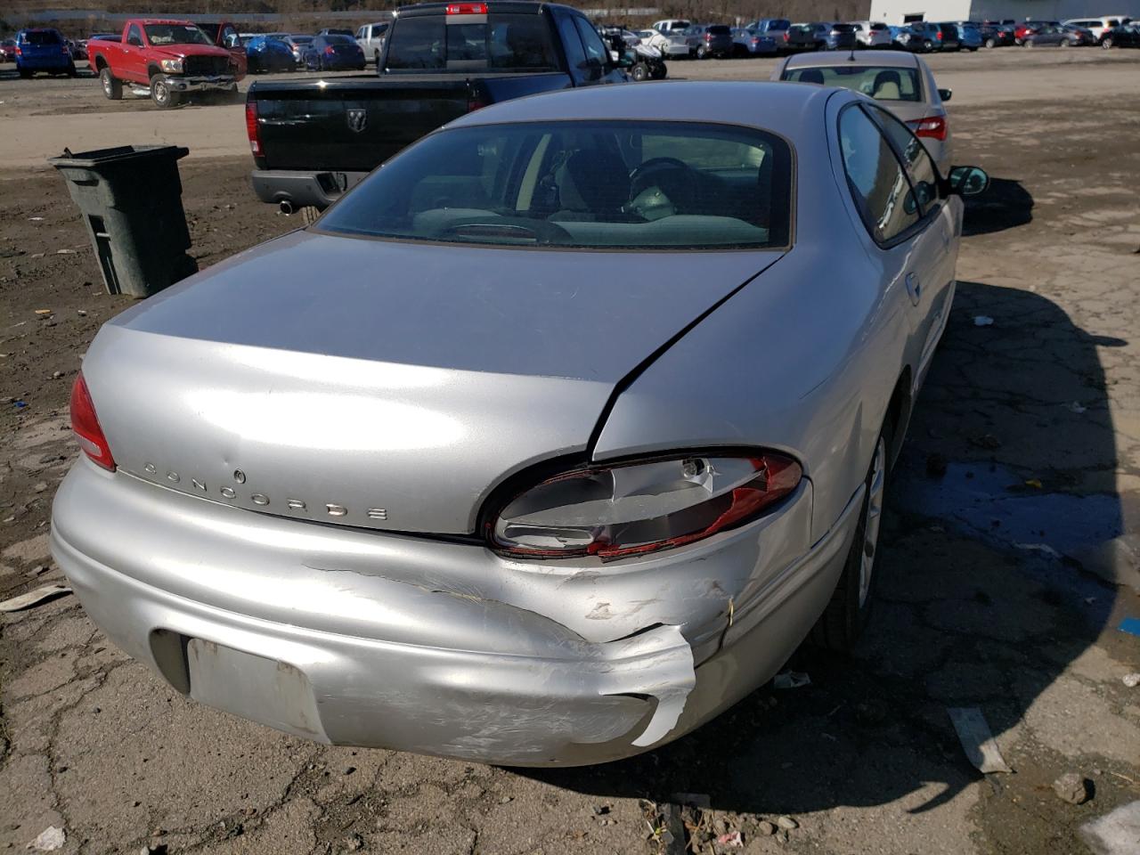 Photo 4 from auction – 2001 CHRYSLER CONCORDE L with VIN 2C3HD46R81H675181