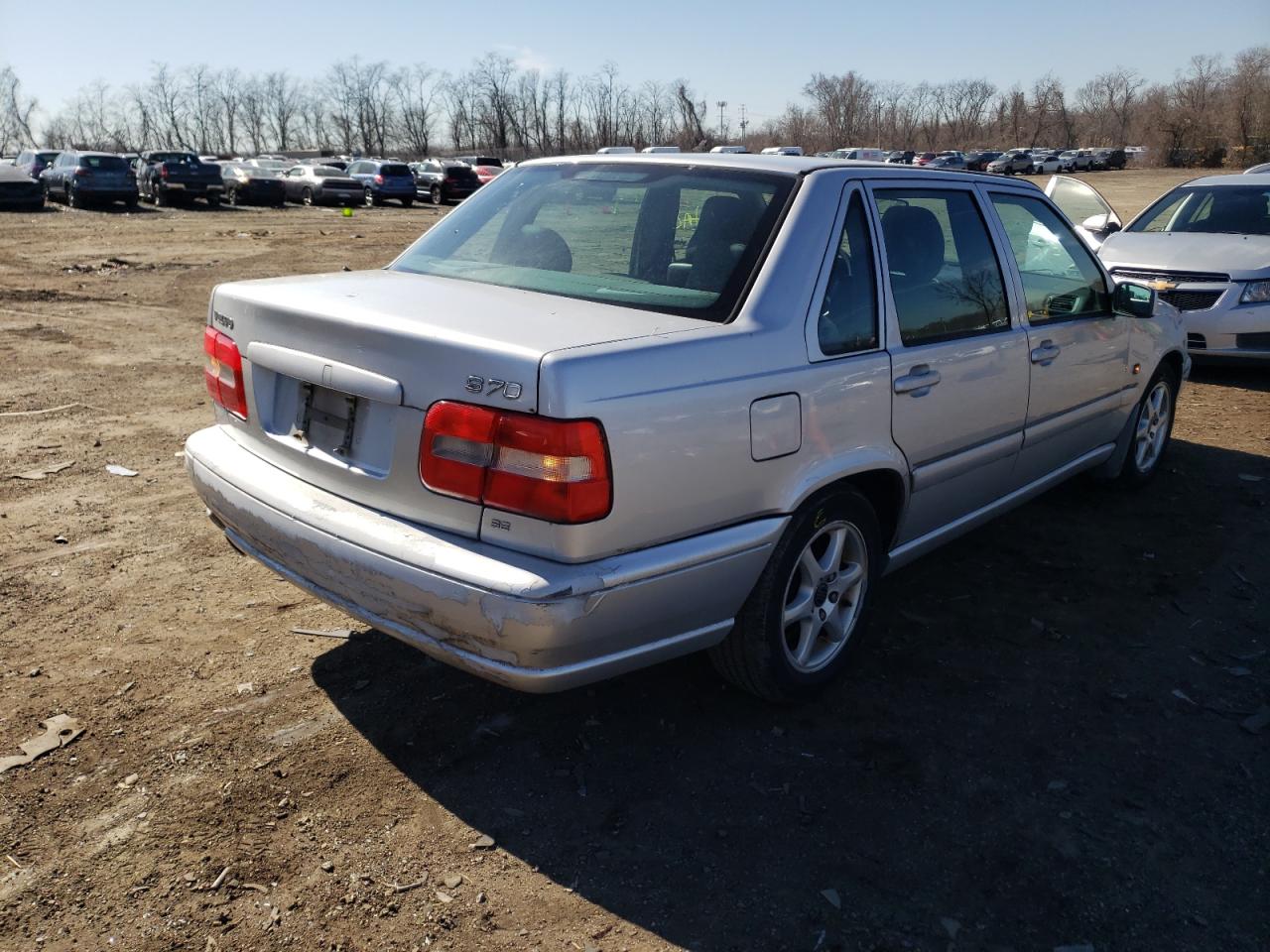 Photo 4 from auction – 2000 VOLVO S70 BASE with VIN YV1LS61J9Y2657326