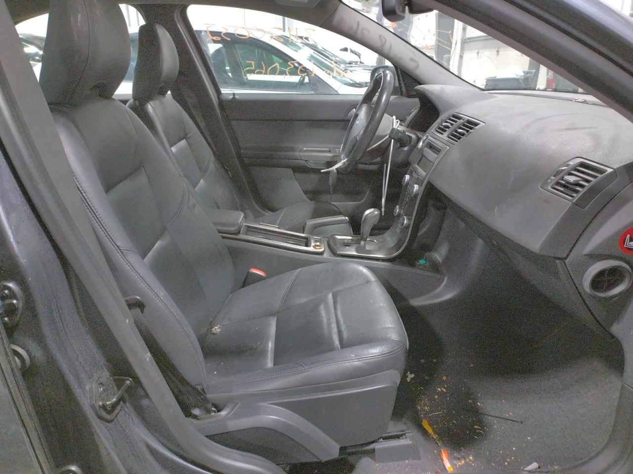Photo 5 from auction – 2009 VOLVO S40 T5 with VIN YV1MH672492467163