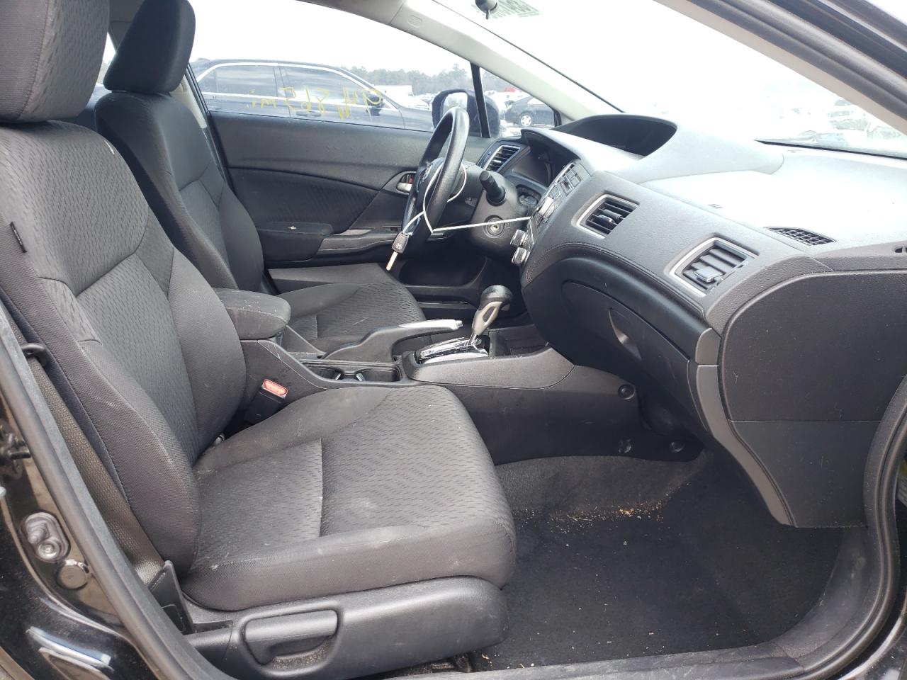 Photo 5 from auction – 2015 HONDA CIVIC LX with VIN 2HGFB2F53FH562984