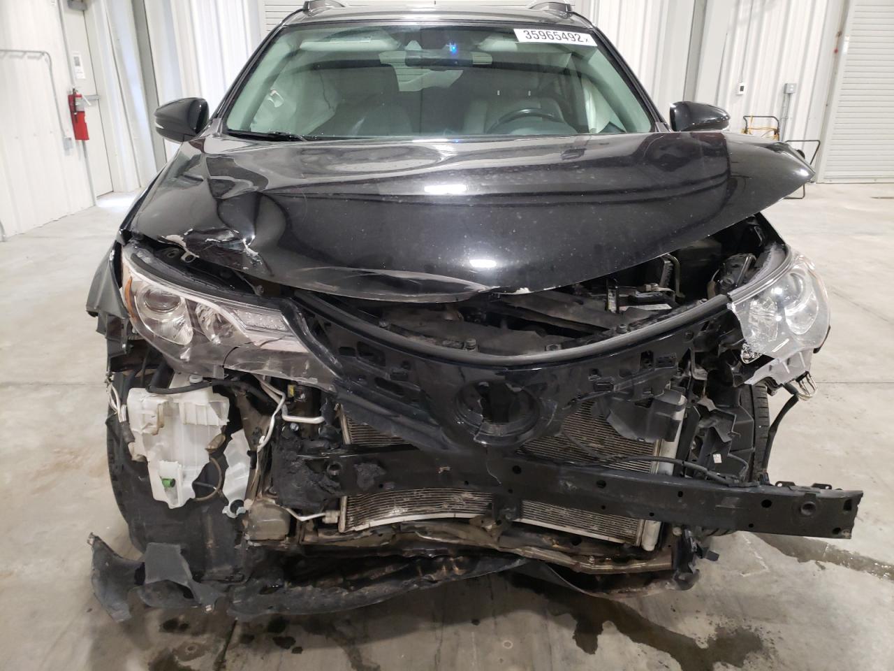 Photo 9 from auction – 2014 TOYOTA RAV4 LIMIT with VIN 2T3DFREV4EW160250