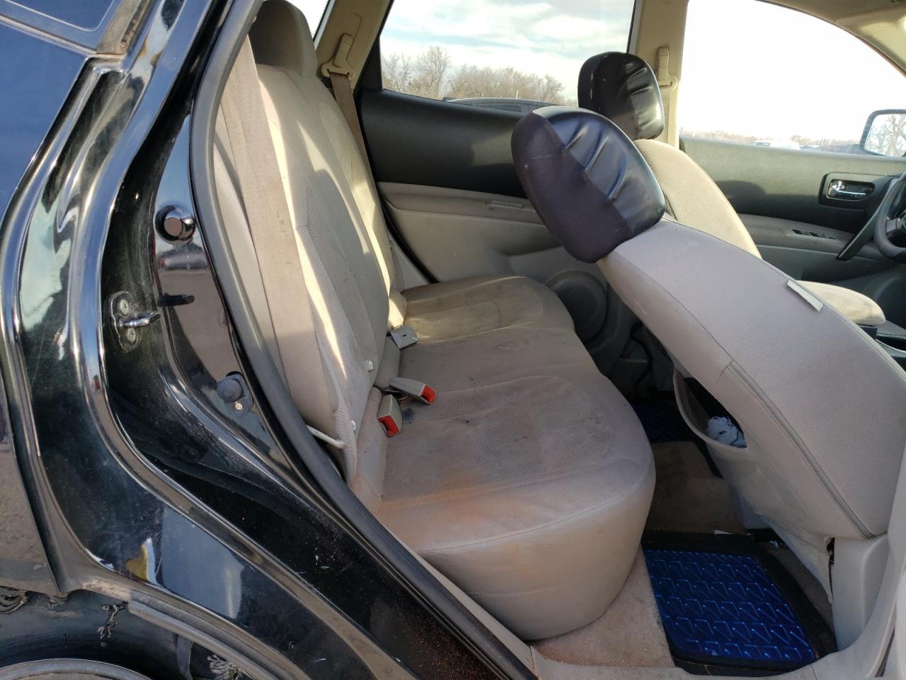 Photo 6 from auction – 2012 NISSAN ROGUE S with VIN JN8AS5MT2CW602887