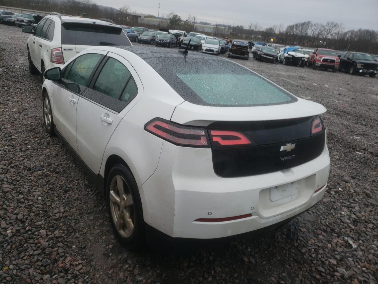 Photo 3 from auction – 2012 CHEVROLET VOLT with VIN 1G1RD6E46CU127819