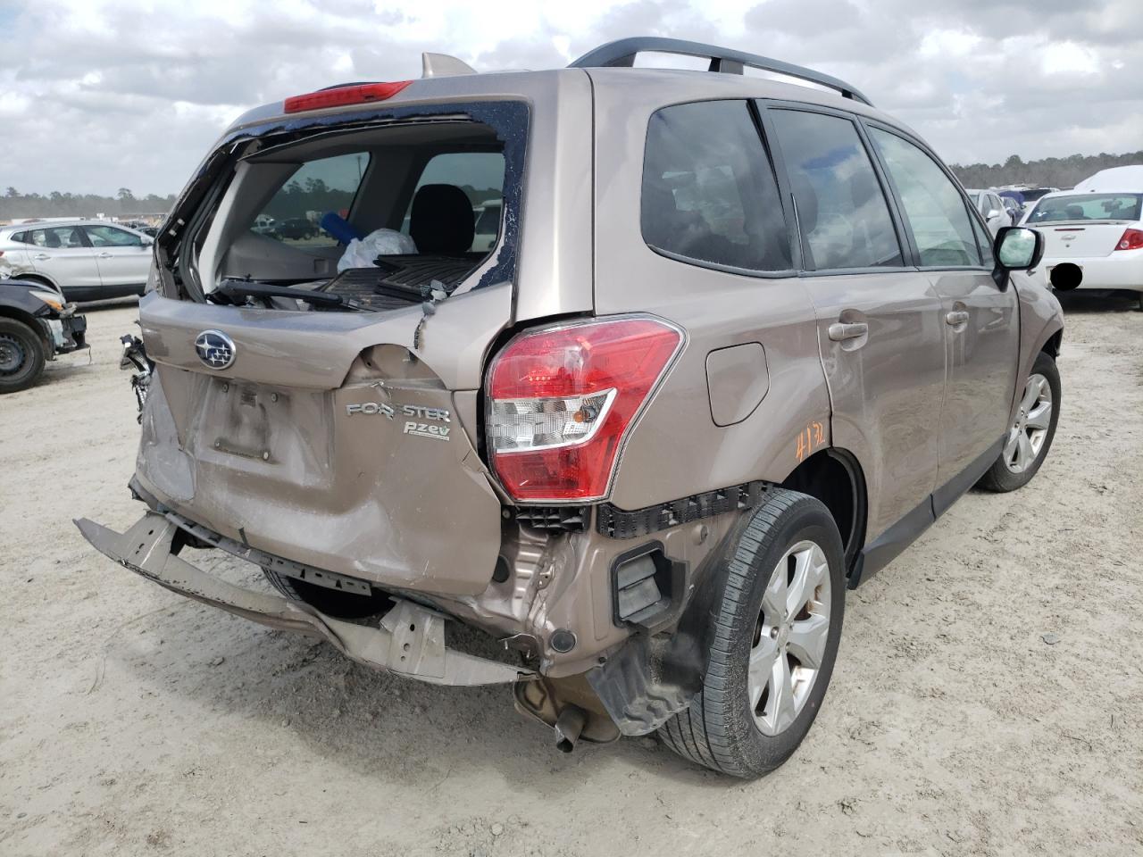 Photo 4 from auction – 2016 SUBARU FORESTER 2 with VIN JF2SJADC8GH546123