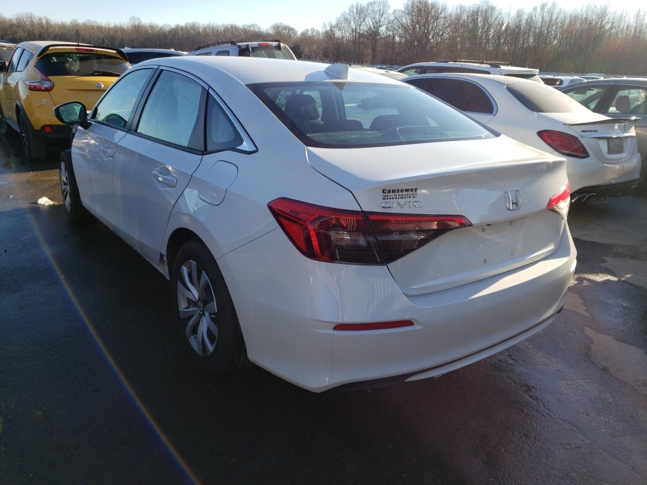 Photo 3 from auction – 2022 HONDA CIVIC LX with VIN 2HGFE2F29NH549121