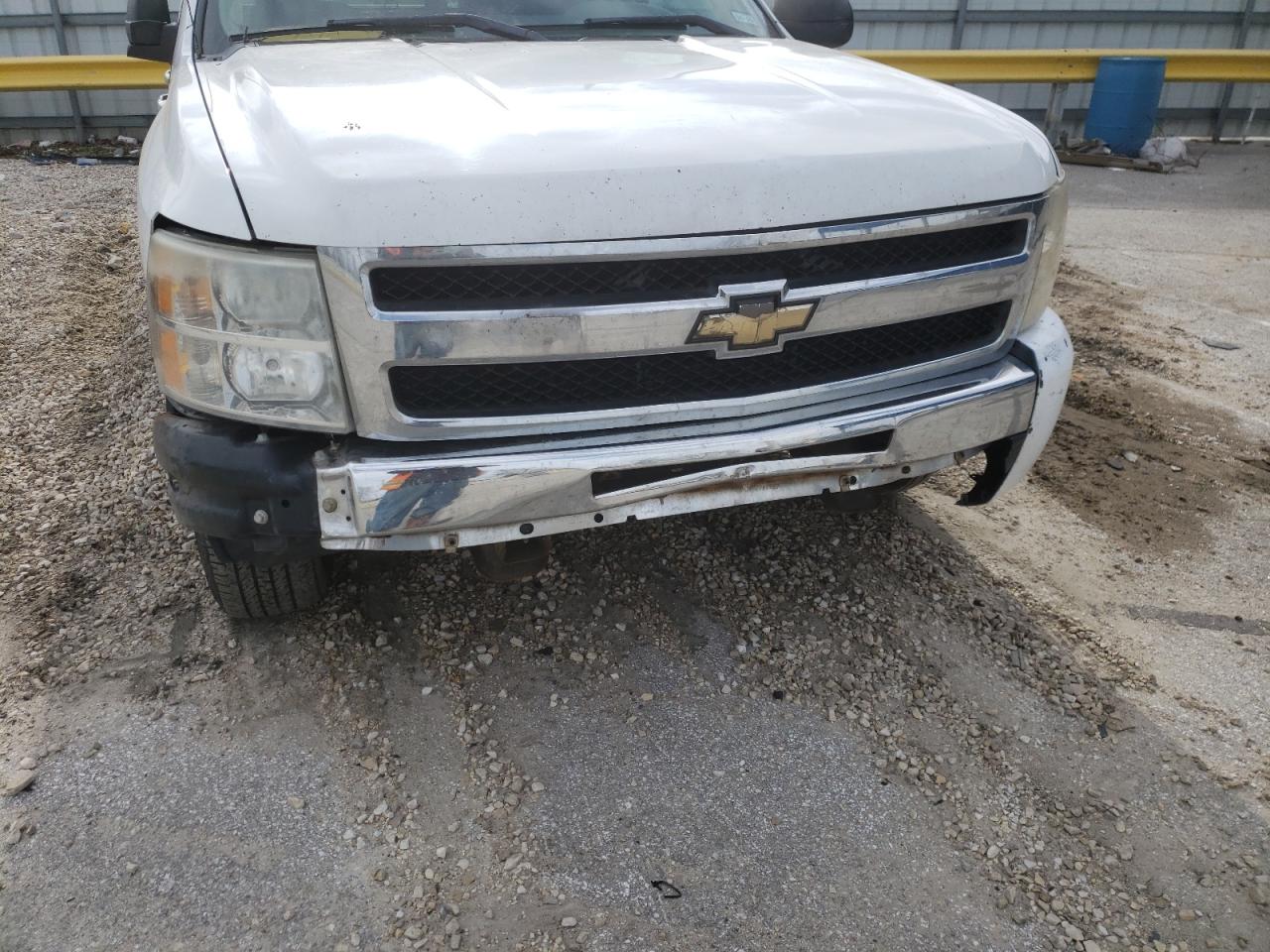 Photo 9 from auction – 2011 CHEVROLET SILVERADO with VIN 3GCPCREA2BG372045