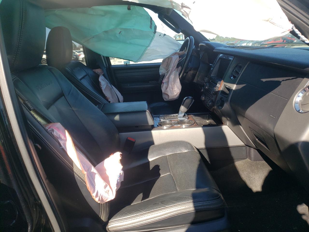 Photo 5 from auction – 2017 FORD EXPEDITION with VIN 1FMJU1MT6HEA62984