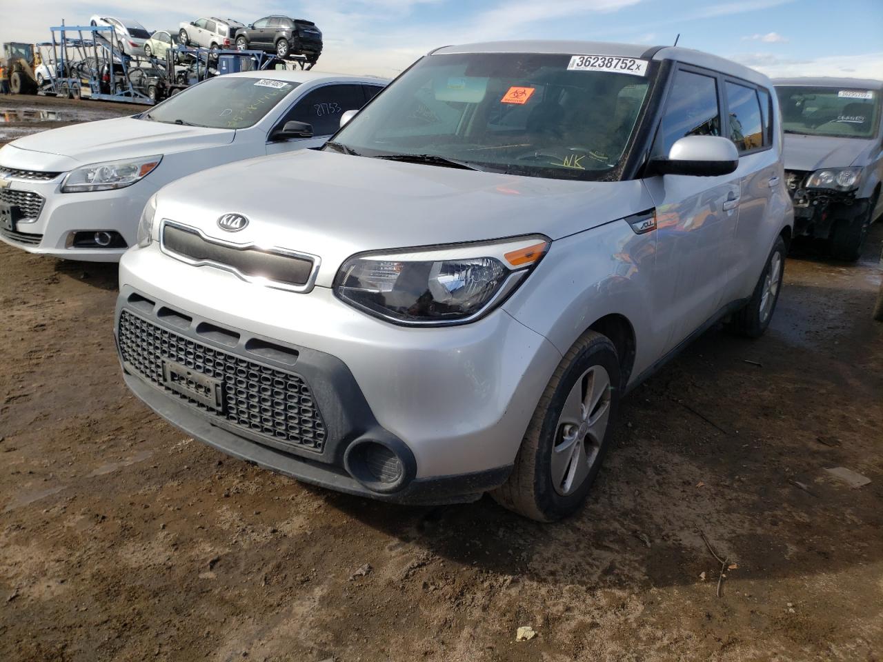 Zdjęcie 2 z aukcji – 2015 KIA SOUL z VIN KNDJN2A23F7775670