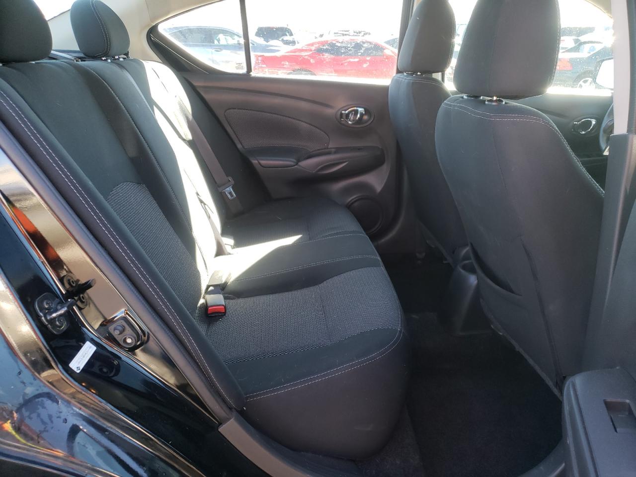 Photo 18 from auction – 2019 NISSAN VERSA S with VIN 3N1CN7AP3KL877786