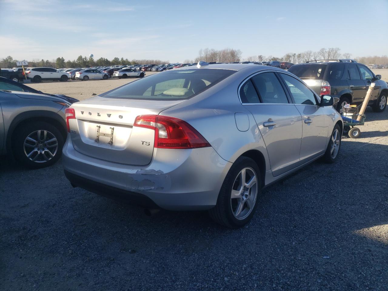 Photo 4 from auction – 2012 VOLVO S60 T5 with VIN YV1622FS9C2126482