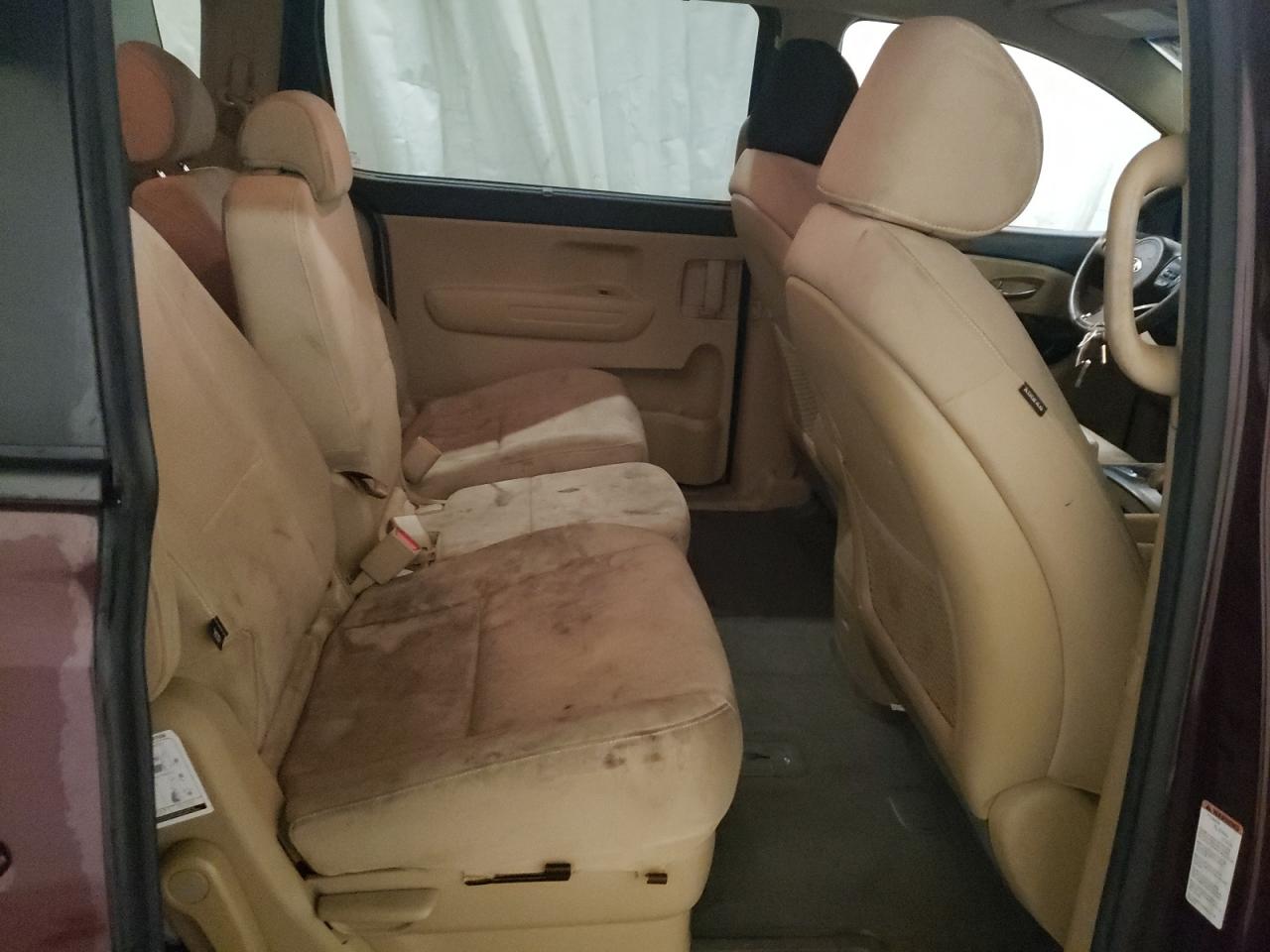Photo 6 from auction – 2015 KIA SEDONA LX with VIN KNDMB5C13F6057991