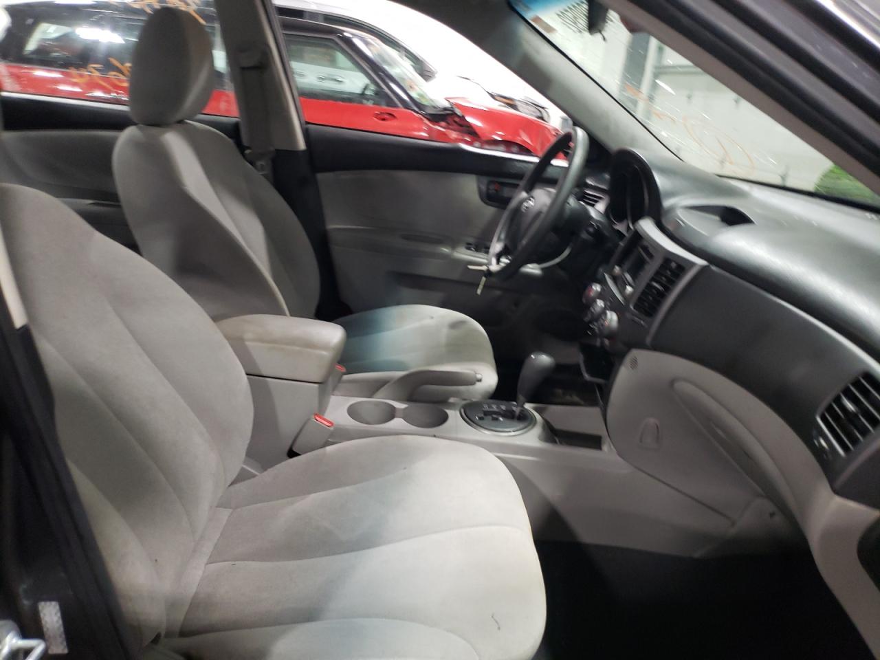 Photo 5 from auction – 2009 KIA OPTIMA with VIN KNAGE228795361219