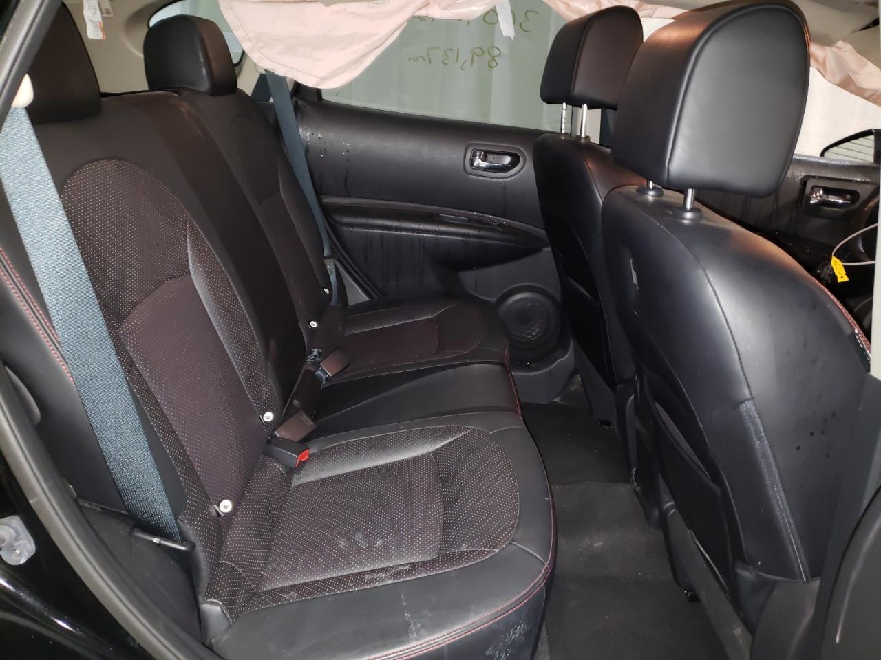 Photo 6 from auction – 2012 NISSAN ROGUE S with VIN JN8AS5MV2CW365819