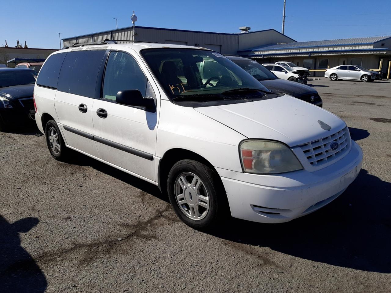 FORD FREESTAR S 2004 with VIN 2FMZA51634BA18299 - Photo from auction