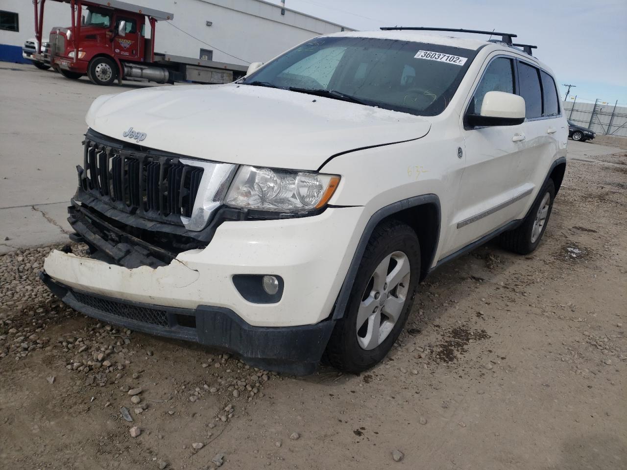 Photo 2 from auction – 2011 JEEP GRAND CHER with VIN 1J4RR4GG2BC507596