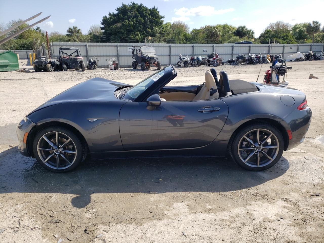 Photo 9 from auction – 2017 MAZDA MX-5 MIATA with VIN JM1NDAD74H0121178