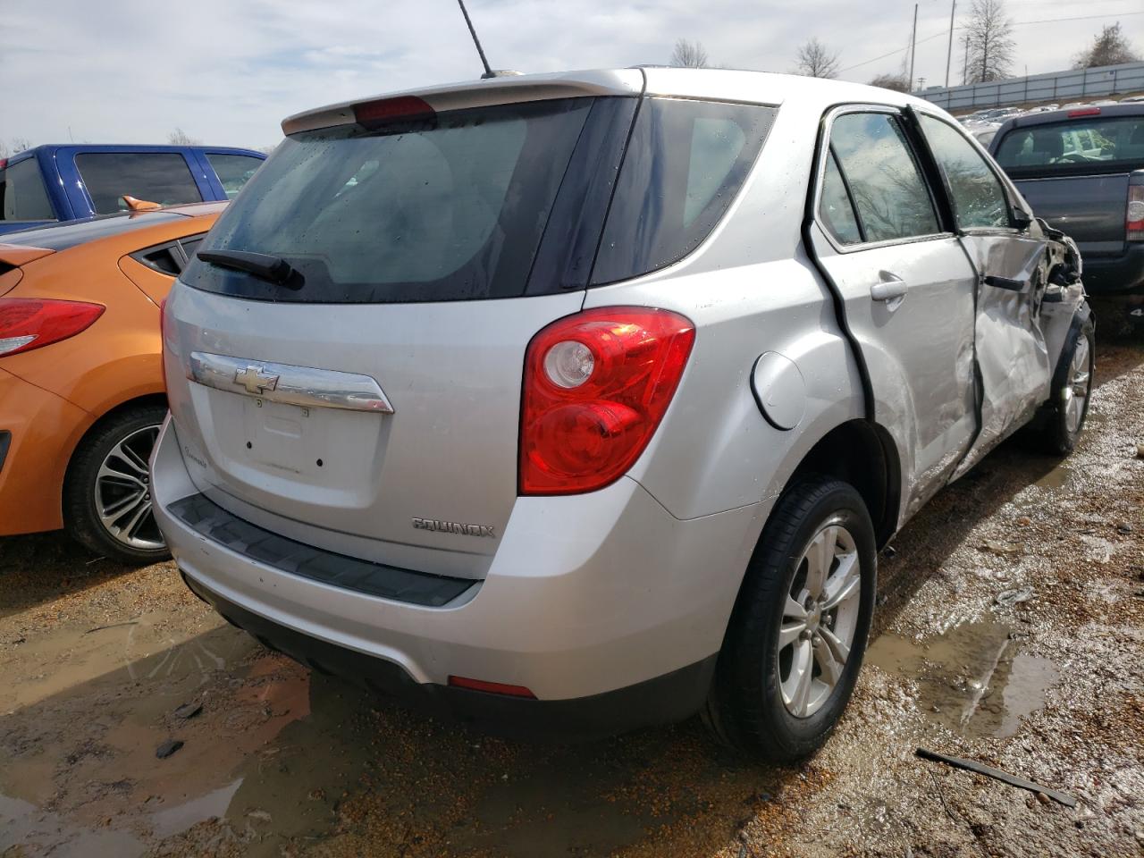 Photo 4 from auction – 2015 CHEVROLET EQUINOX LS with VIN 1GNALAEK5FZ128998