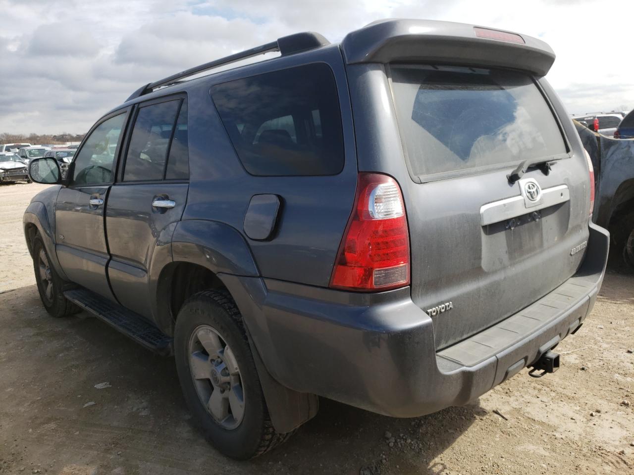 Photo 3 from auction – 2007 TOYOTA 4RUNNER SR with VIN JTEZU14R870085895