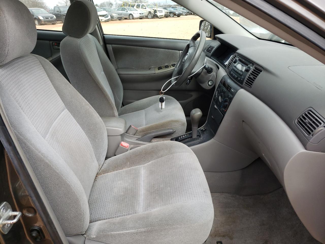 Photo 5 from auction – 2008 TOYOTA COROLLA CE with VIN 1NXBR32E48Z023581