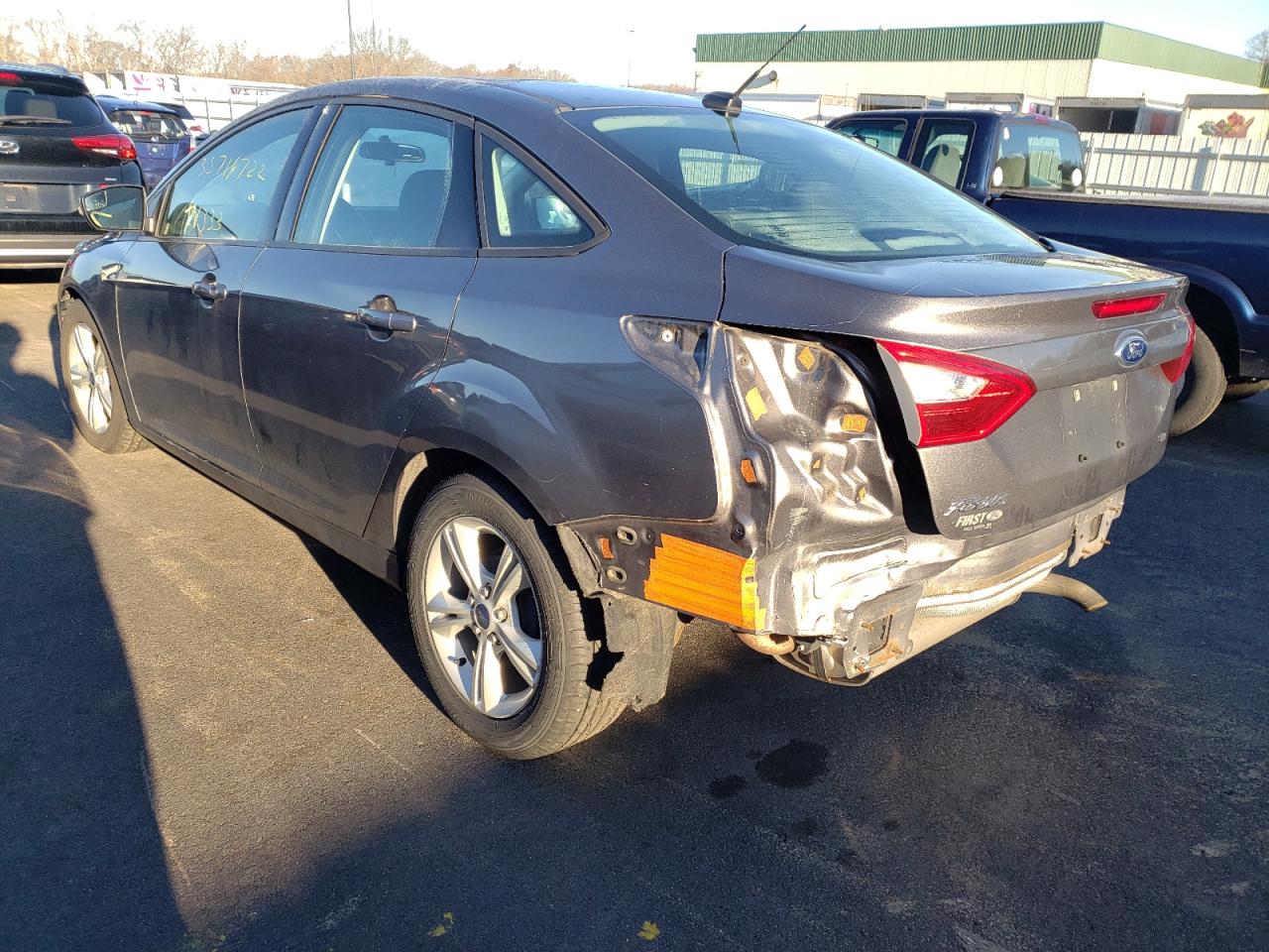 Photo 3 from auction – 2014 FORD FOCUS SE with VIN 1FADP3F26EL445748