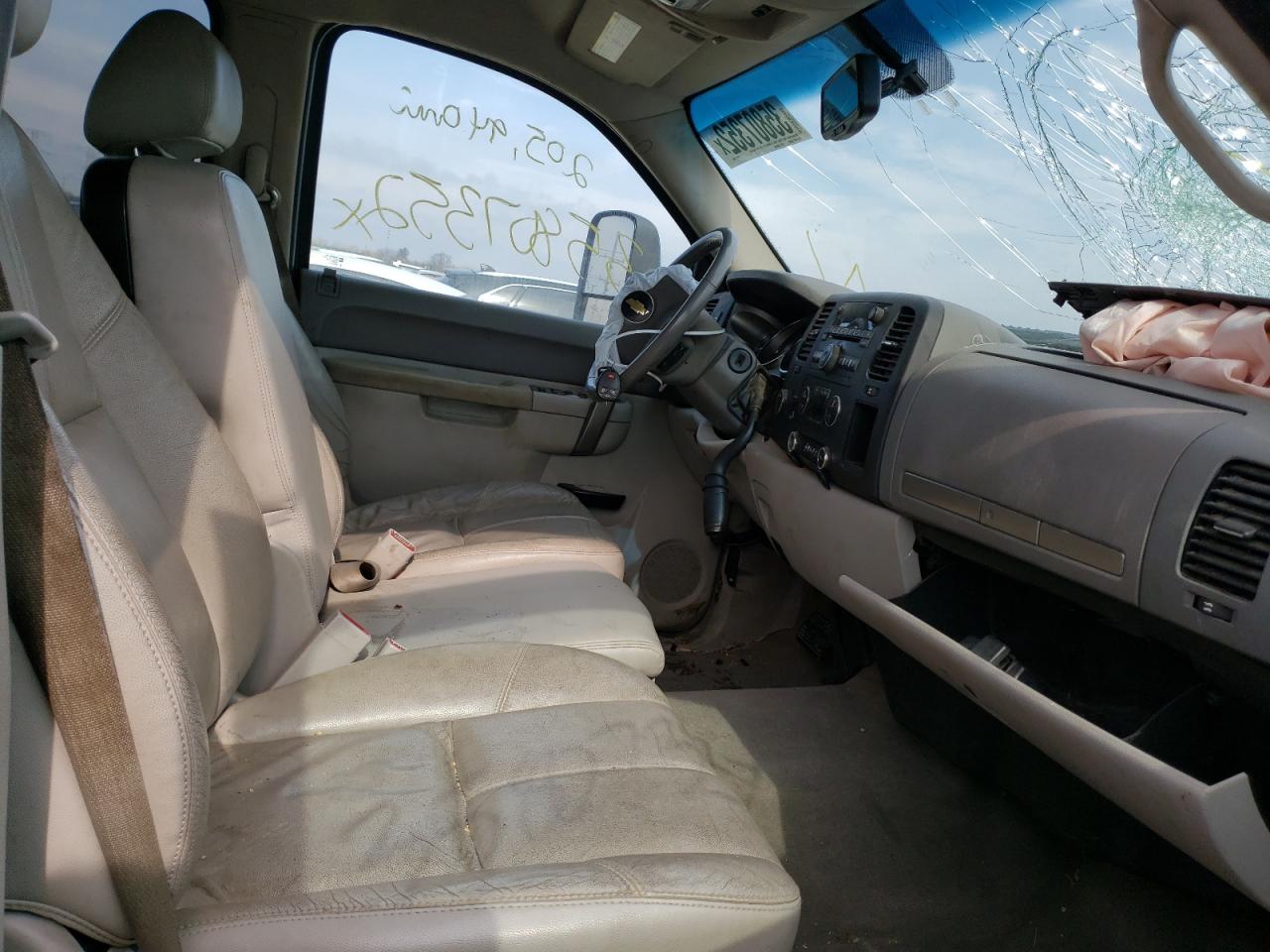Photo 5 from auction – 2012 CHEVROLET SILVERADO with VIN 1GC1KXC87CF147362