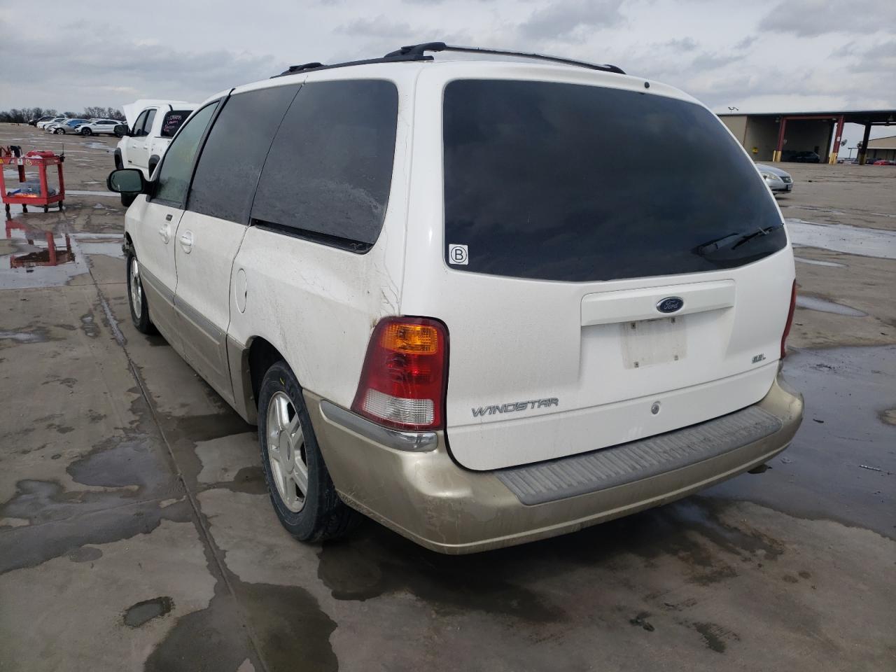 Photo 3 from auction – 2001 FORD WINDSTAR S with VIN 2FMZA53451BA13001