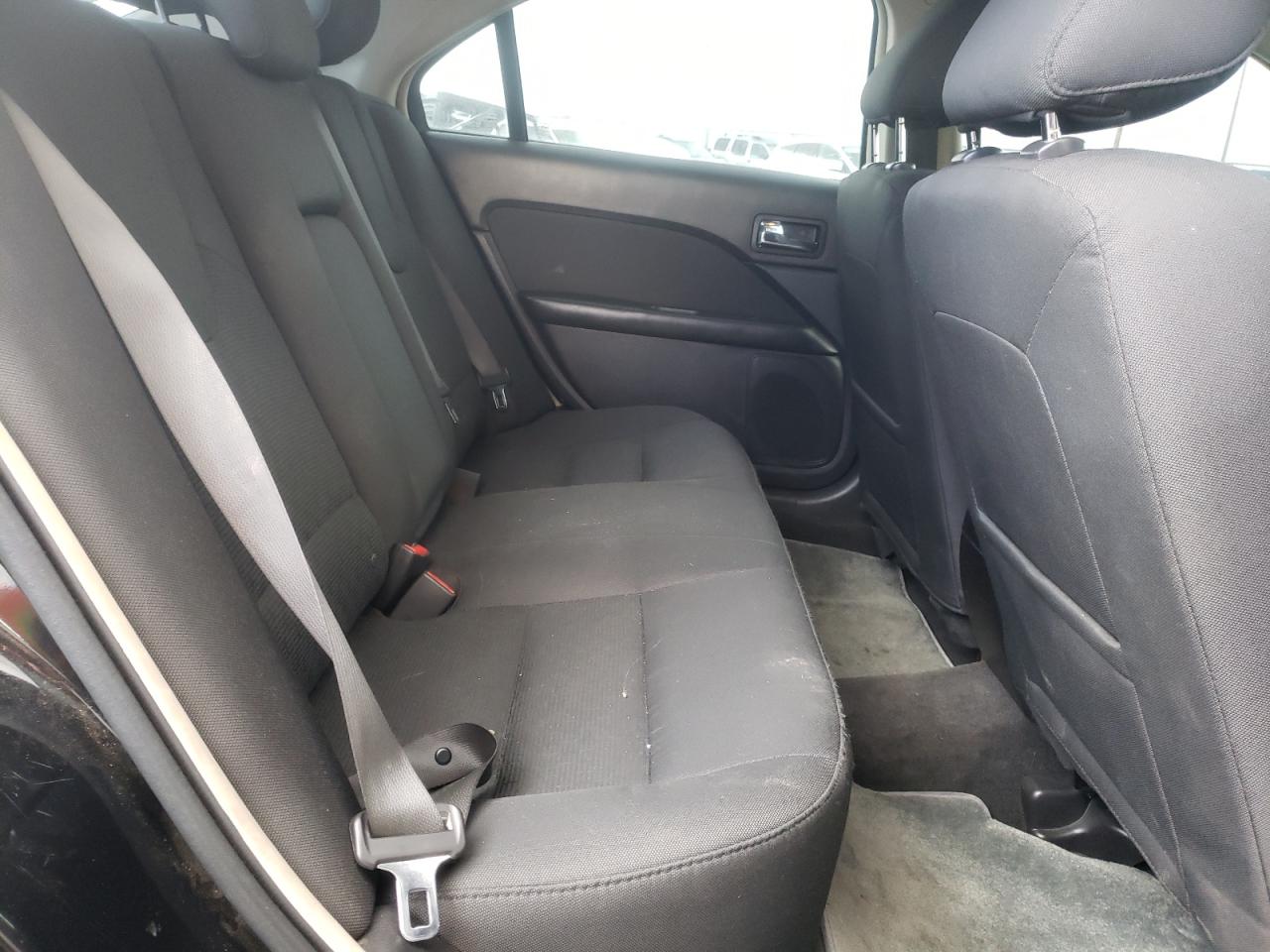 Photo 6 from auction – 2011 FORD FUSION SE with VIN 3FAHP0HA6BR275859