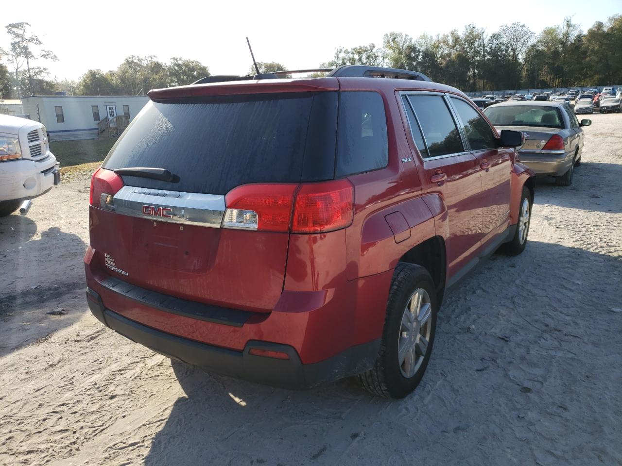 Photo 4 from auction – 2015 GMC TERRAIN SL with VIN 2GKALREK1F6390394