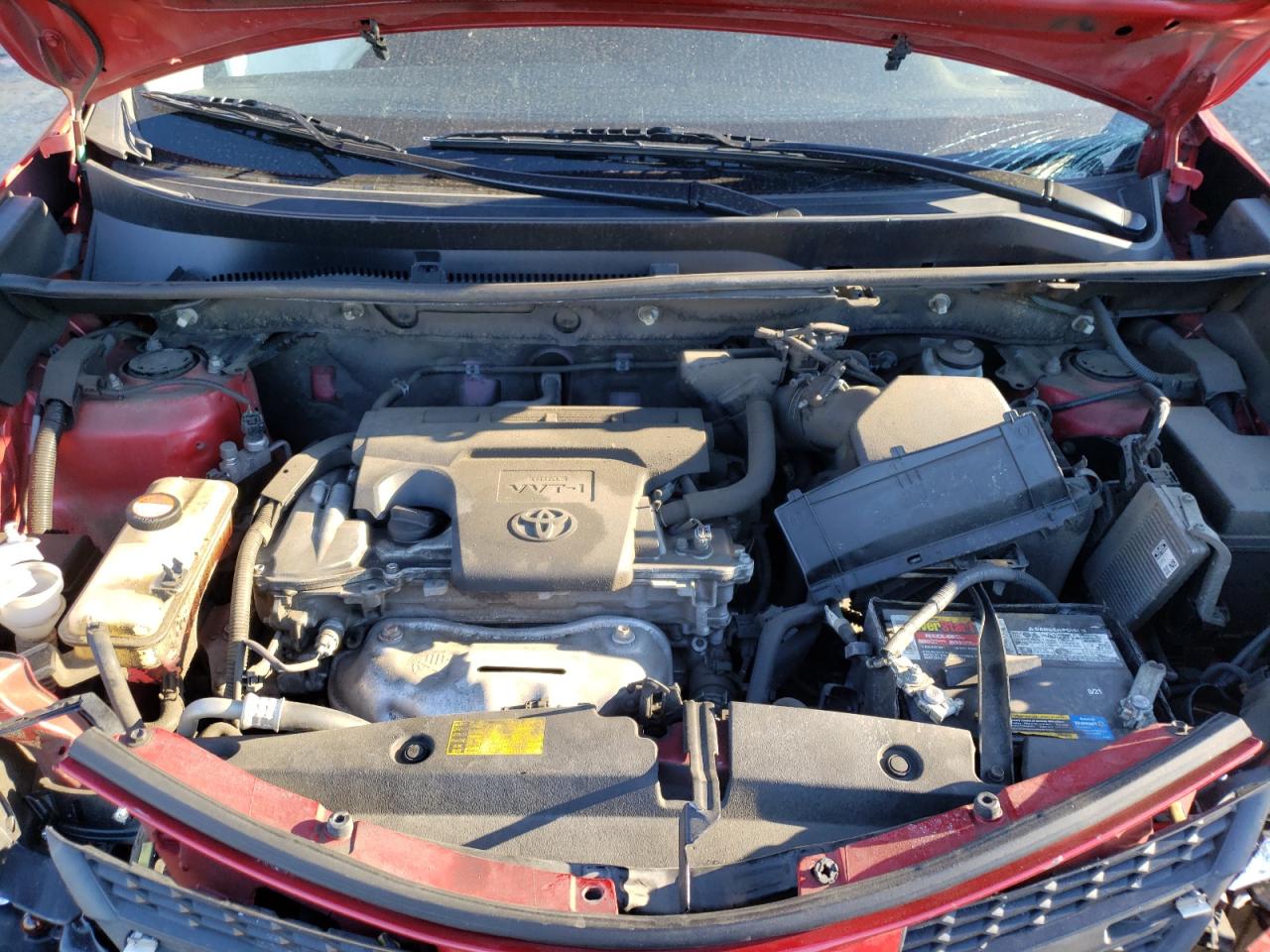 Photo 7 from auction – 2014 TOYOTA RAV4 LE with VIN JTMBFREVXED073733