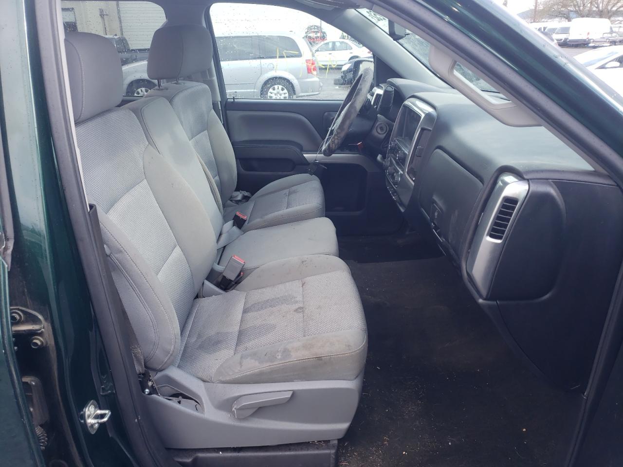 Photo 5 from auction – 2015 CHEVROLET SILVERADO with VIN 3GCUKREC3FG159120