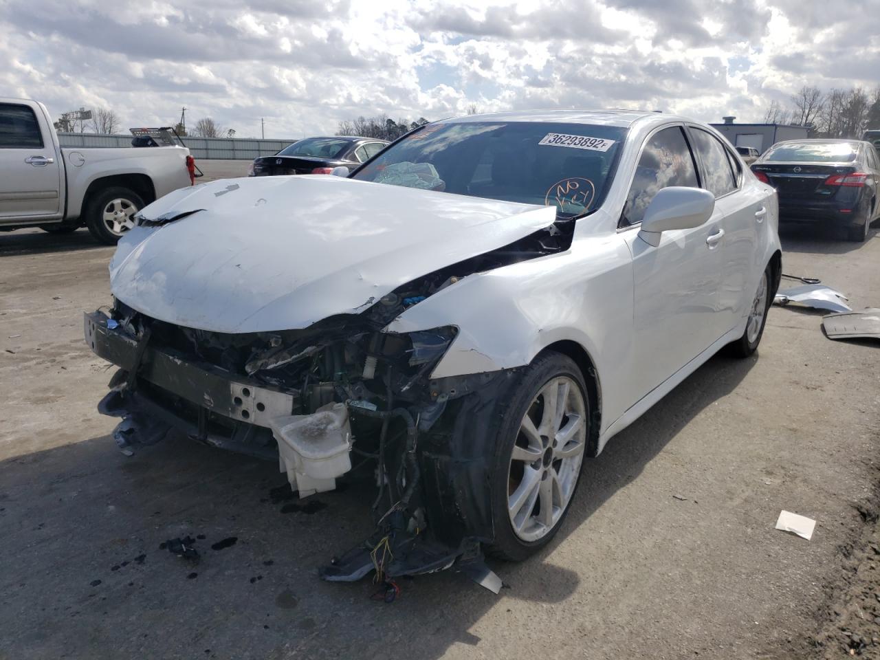 Photo 2 from auction – 2006 LEXUS IS 250 with VIN JTHBK262665000635